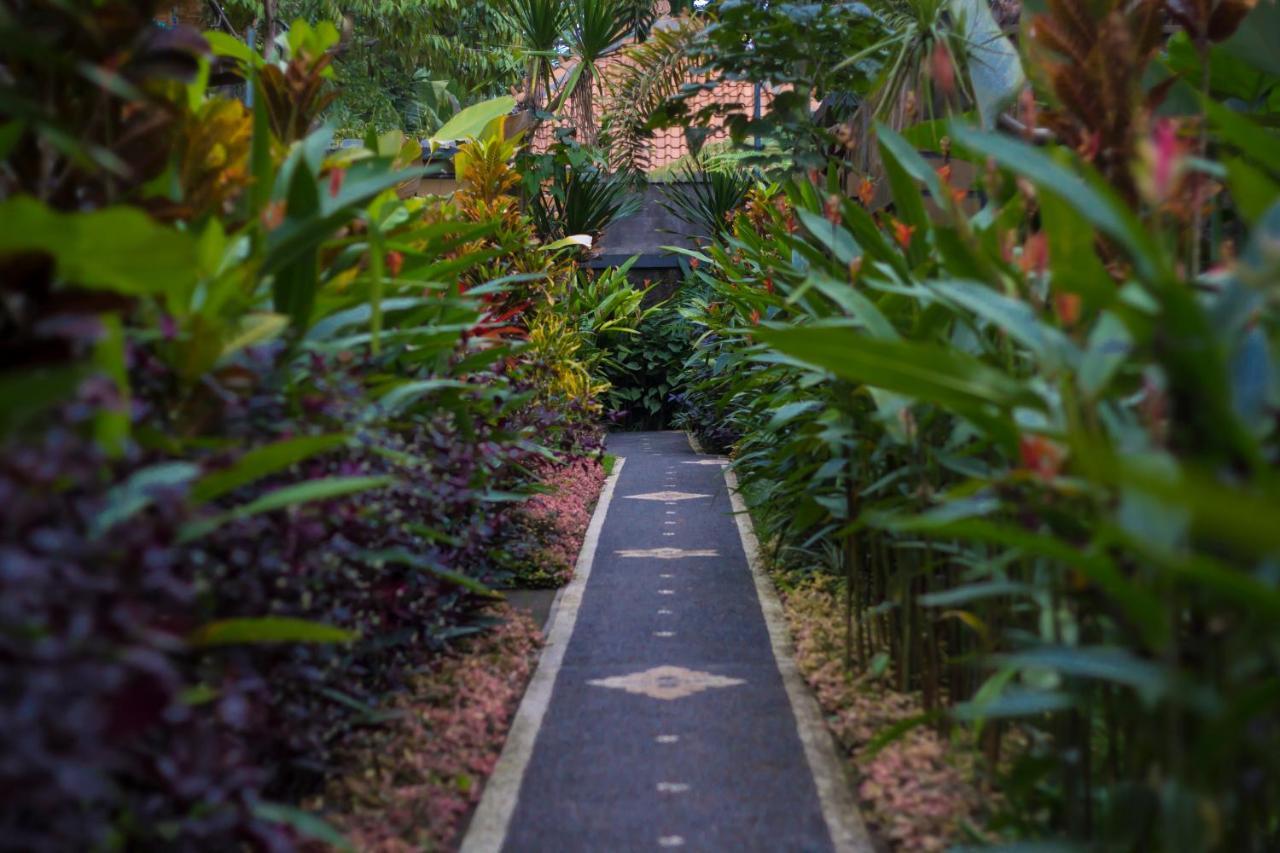 Villa Karunia House Ubud Extérieur photo